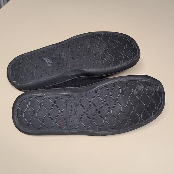 Boston Celtics embroidered slippers size 9-10 - Picture 7 of 8